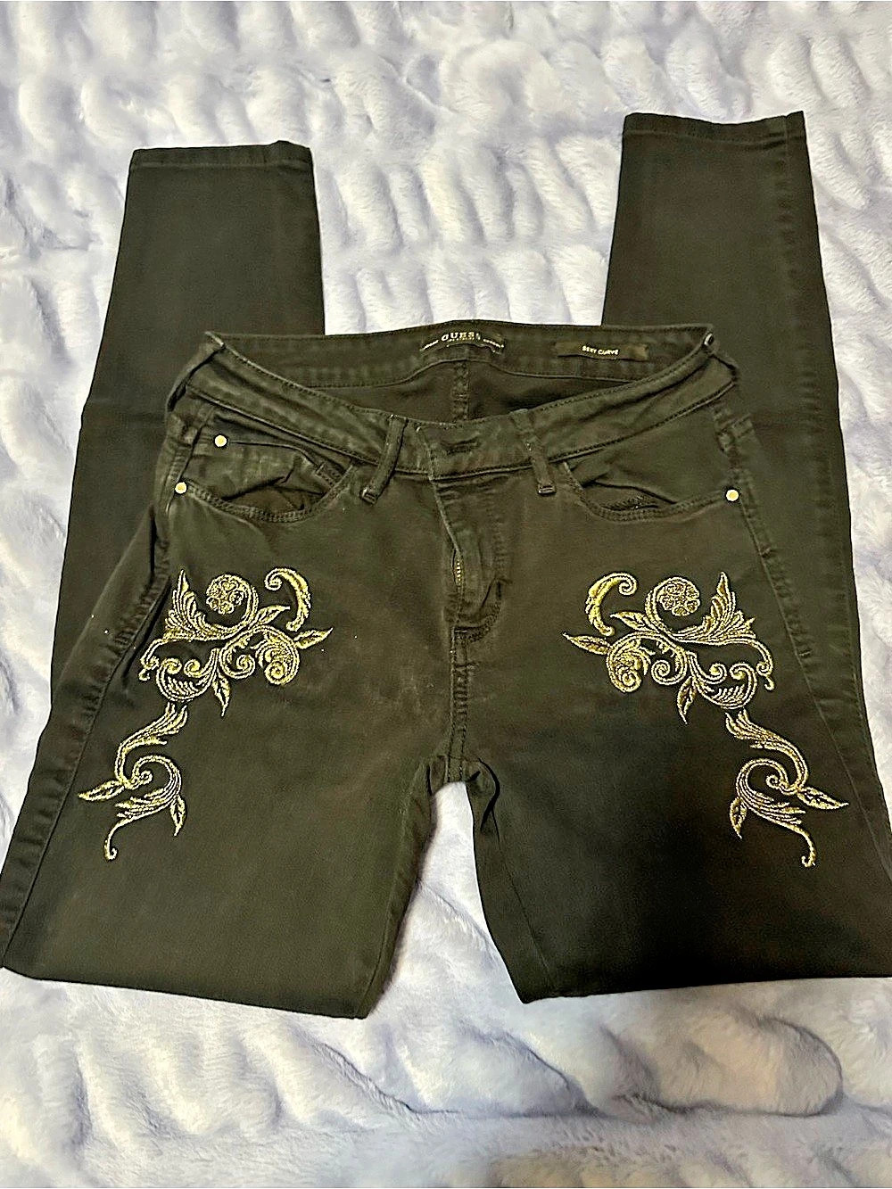 GUESS Sexy Curve Mid-Rise Skinny Jeans Black Embroidered Jeans Waist 28